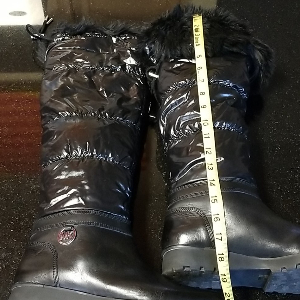 Michael Kors Boot - Picture 10 of 11